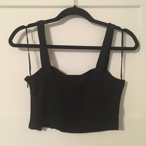 Guess Black Sleeveless Crop Top with Ribbon - Picture 2 of 4